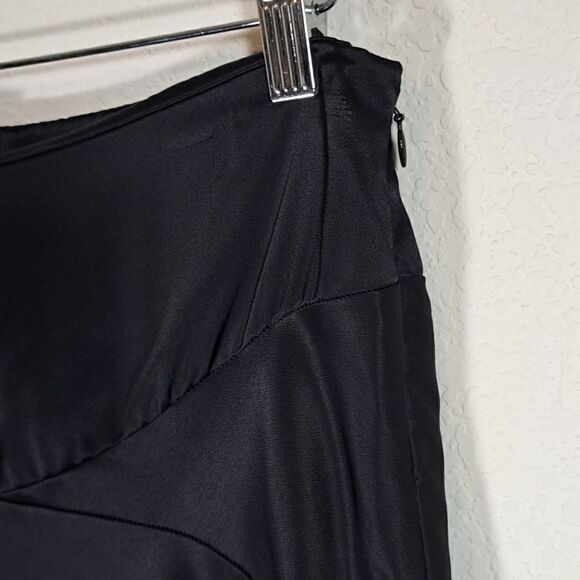 Bebe Women’s Y2K Top/Skirt Small Black Satin Flared Side Zipper Vintage USA - Picture 2 of 12
